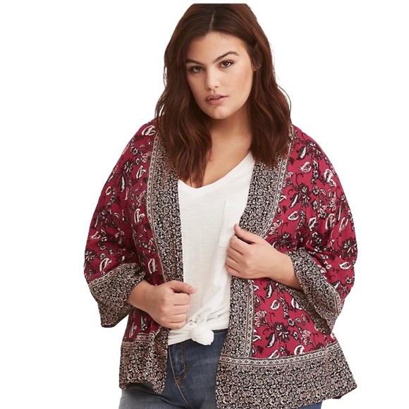 torrid Sweaters - Torrid Border Print Cropped Kimono Luru Expression